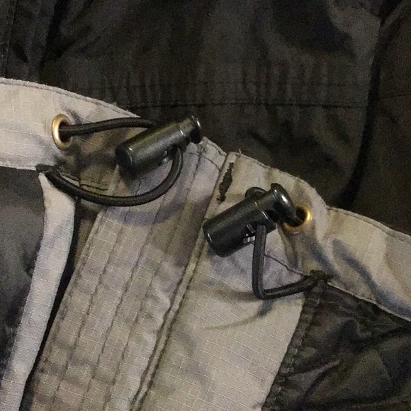 EUC Men’s L Outer Boundary Winter Jacket - Picture 4 of 10